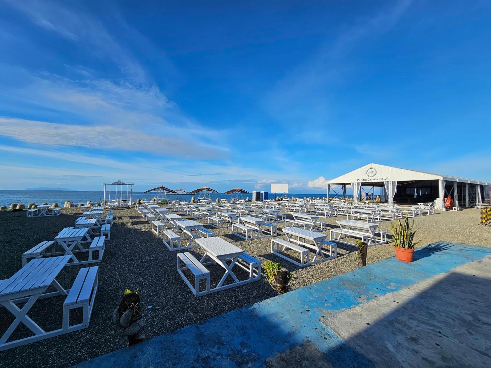 Pacific Crown Hotel โฮนีอารา ภายนอก รูปภาพ