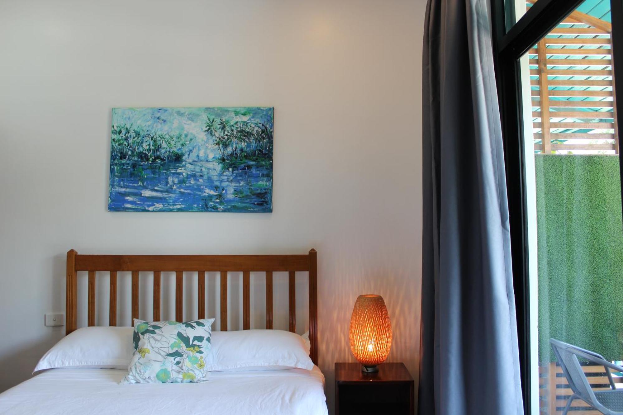 Pacific Crown Hotel โฮนีอารา ภายนอก รูปภาพ