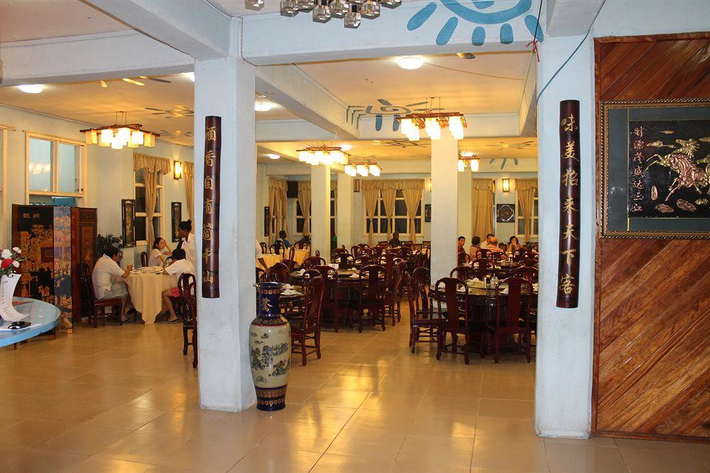 Pacific Crown Hotel โฮนีอารา ภายนอก รูปภาพ